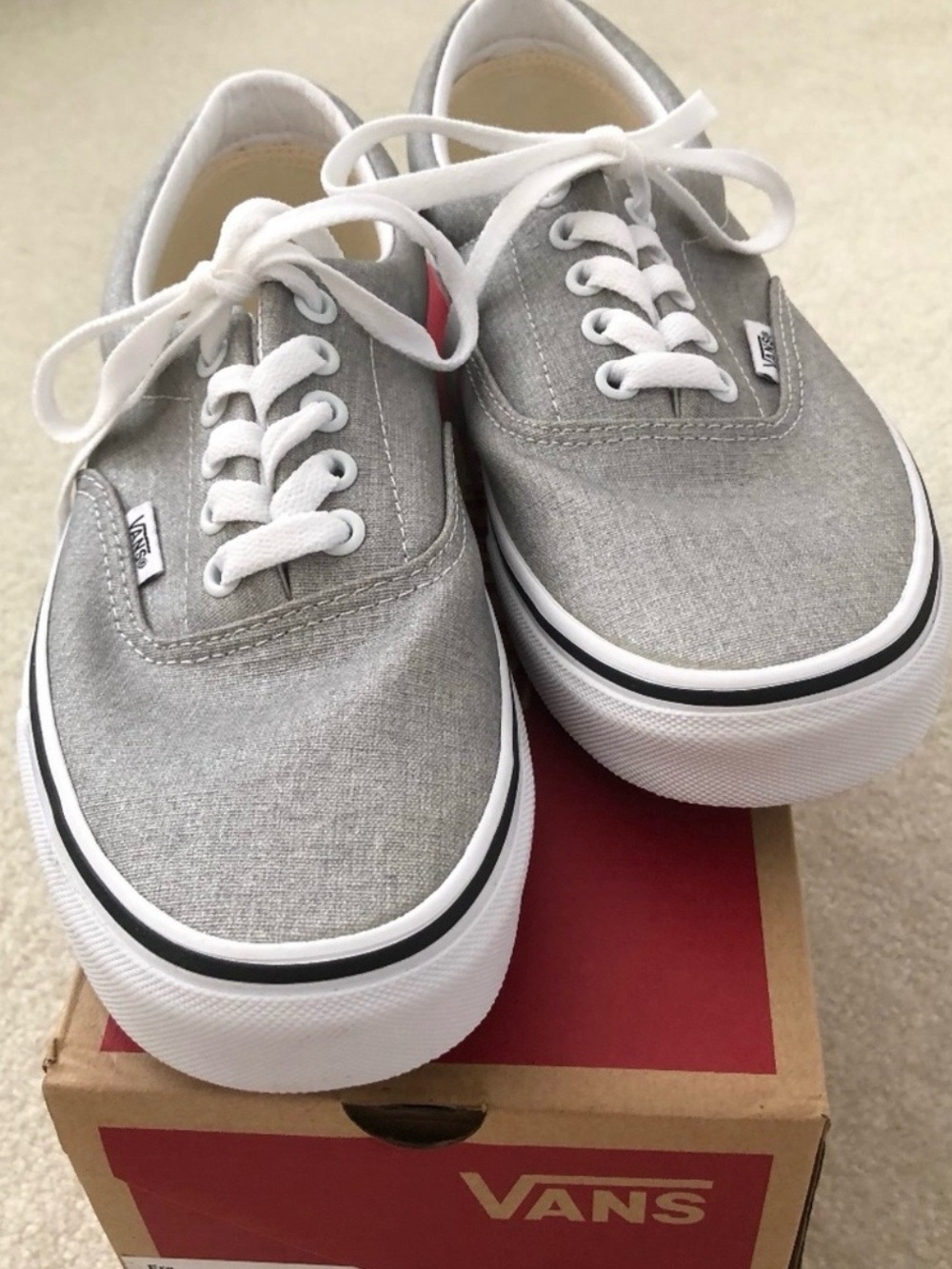9.5 Vans Era Classic Canvas deck shoes wide toe box Sneakers silver gray New